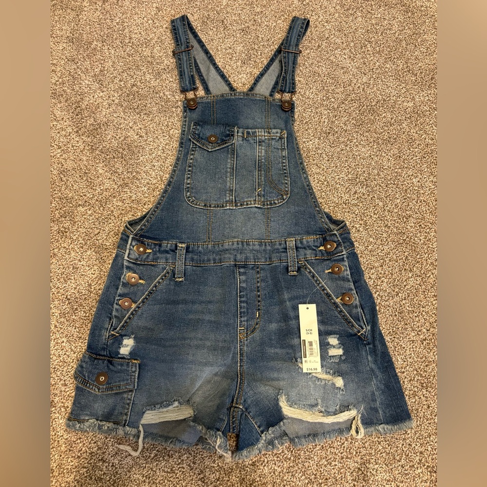 NWT bibs size small